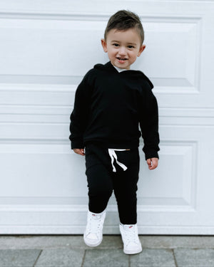 Basic Hoodie - Posh & Cozy